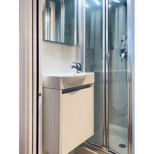 Mini mueble baño suspendido Slim curvo lacado Avila dos 45x25 2