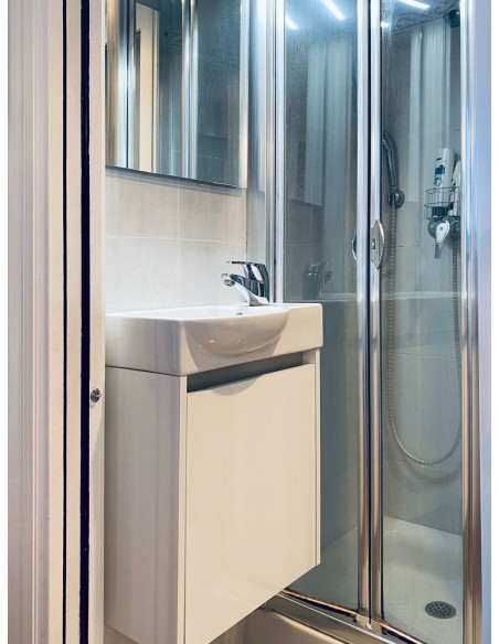 Mini mueble baño suspendido Slim curvo lacado Avila dos 45x25