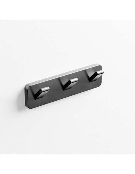 Percha triple Quadra titanio PVD GME 4507T