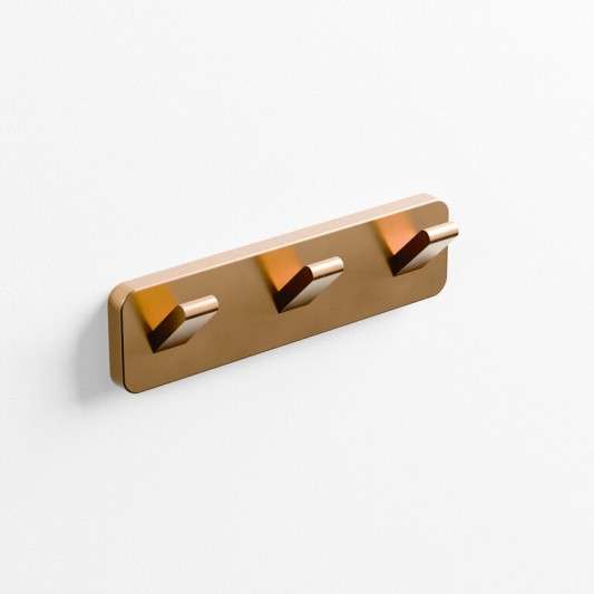Percha triple Quadra cobre cepillado PVD GME 4507CB